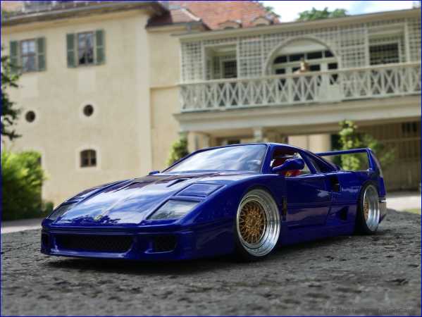 1:18 Ferrari F40 GTO + 3tlg.BBS Alu-Felgen + BBR Vitrine = UNIKAT